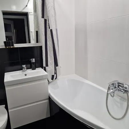 Xiii Pietro Stadion Narodowy * Varsó