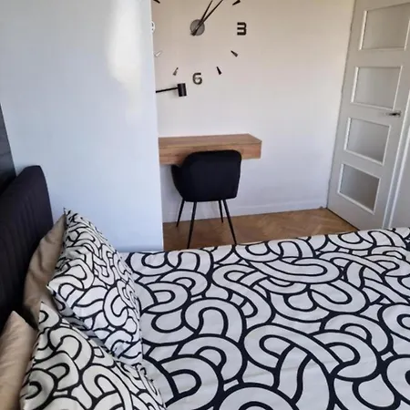 Xiii Pietro Stadion Narodowy Varsó