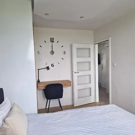 Xiii Pietro Stadion Narodowy *